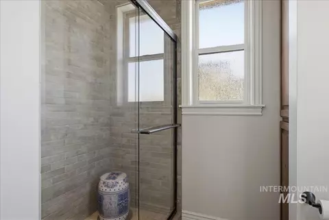 Bath - 4635 W Braveheart St, Eagle, ID 83616 photo 5 of 5