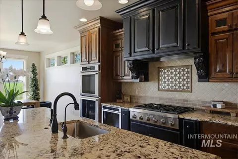 Kitchen - 4635 W Braveheart St, Eagle, ID 83616 photo 3 of 3