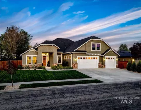 5832 N Claret Cup Way, Meridian, ID 83646