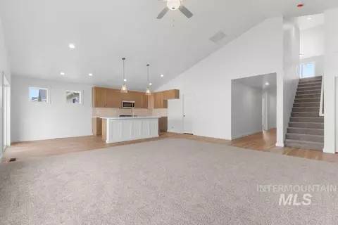 Living - 1668 Haystack Rd, Emmett, ID 83617 photo 2 of 3