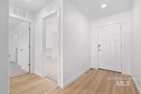 Entry Way - 1668 Haystack Rd, Emmett, ID 83617 photo 1 of 1