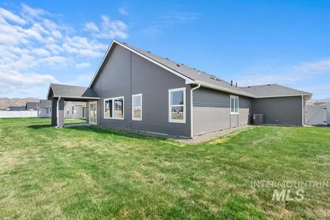 Exterior - 1668 Haystack Rd, Emmett, ID 83617 photo 4 of 7