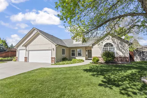 3221 N Lilyturf, Meridian, ID 83646