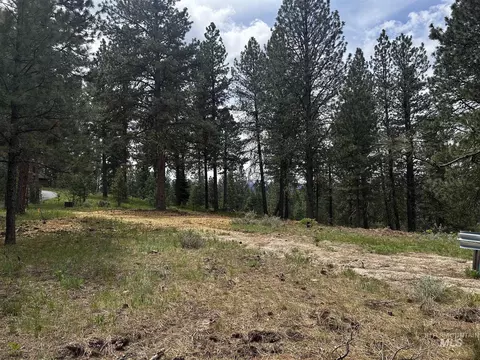 1483 Pine Lakes Ranch Rd, Cascade, ID 83611 photo 17