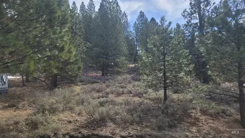 1483 Pine Lakes Ranch Rd, Cascade, ID 83611 photo 12