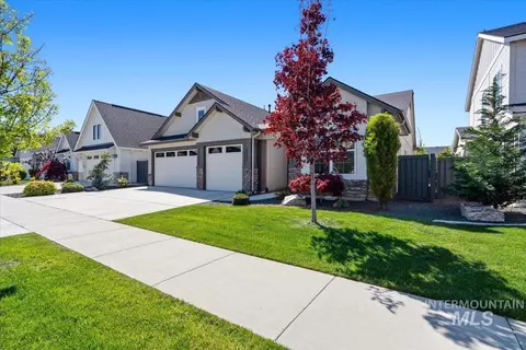 3833 E Mardia St, Meridian, ID 83642