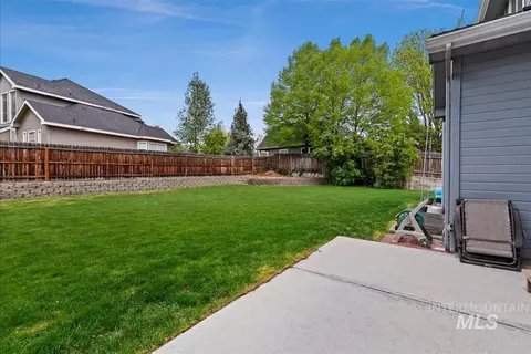 Exterior - 2612 Gladstone Ct, Eagle, ID 83616 photo 8 of 8