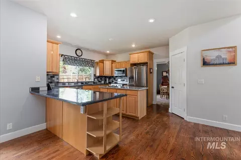 Kitchen - 2612 Gladstone Ct, Eagle, ID 83616 photo 5 of 5
