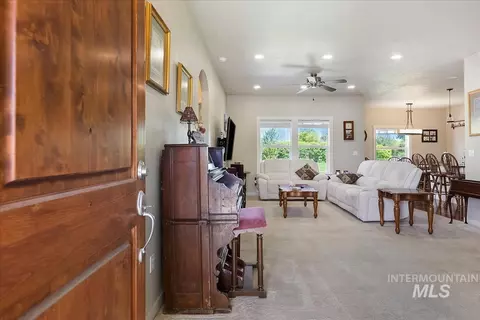 Entry Way - 723 E Willow St, Caldwell, ID 83605 photo 1 of 1