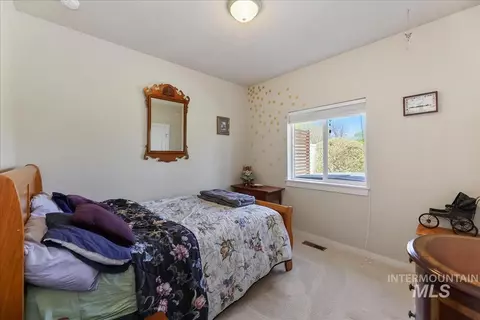 Bedroom - 723 E Willow St, Caldwell, ID 83605 photo 2 of 6