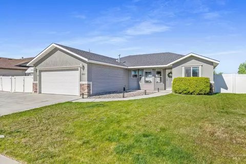 2421 Forge St, Twin Falls, ID 83301