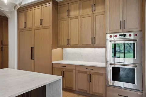 Kitchen - 888 S Waning Ln, Eagle, ID 83616 photo 4 of 6