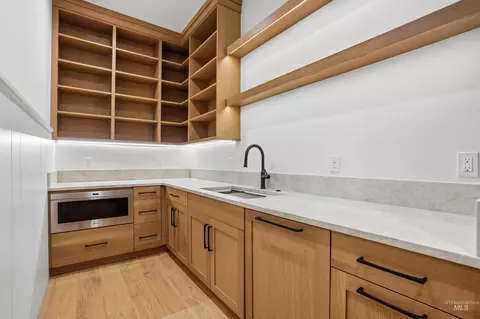 Kitchen - 888 S Waning Ln, Eagle, ID 83616 photo 5 of 6