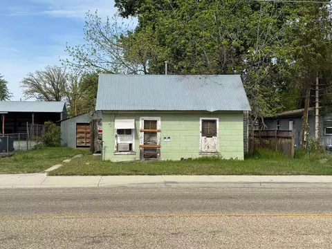 214 S Middleton Rd, Middleton, ID 83644
