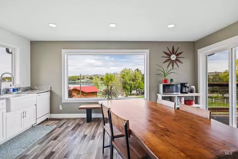 Dining - 11 Bell Rapids Rd, Hagerman, ID 83332 photo 1 of 2