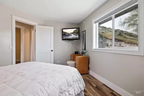 Bedroom - 11 Bell Rapids Rd, Hagerman, ID 83332 photo 2 of 6