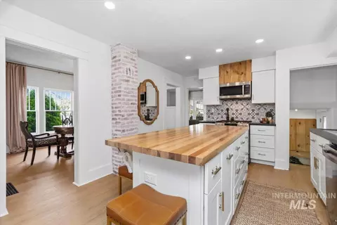 Kitchen - 604 E 1st St, Emmett, ID 83617 photo 1 of 3