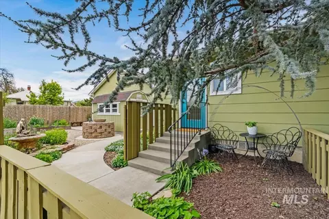 Exterior - 604 E 1st St, Emmett, ID 83617 photo 6 of 12
