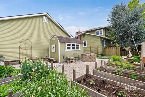 Exterior - 604 E 1st St, Emmett, ID 83617 photo 9 of 12