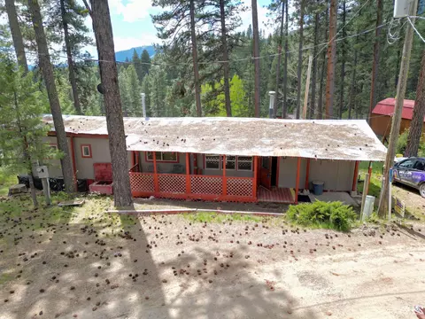 229 Holiday Dr, Garden Valley, ID 83622