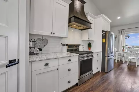 Kitchen - 3103 N 3395 E, Kimberly, ID 83341 photo 5 of 6