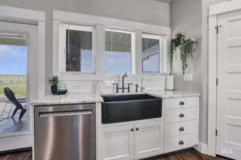 Kitchen - 3103 N 3395 E, Kimberly, ID 83341 photo 4 of 6