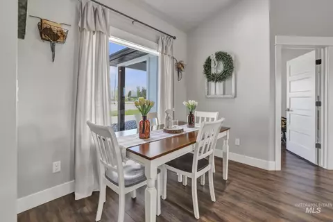 Dining - 3103 N 3395 E, Kimberly, ID 83341 photo 1 of 2