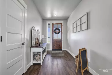 Entry Way - 3103 N 3395 E, Kimberly, ID 83341 photo 1 of 4