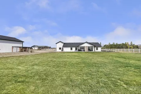 Exterior - 3103 N 3395 E, Kimberly, ID 83341 photo 8 of 10