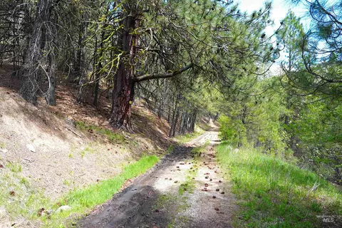 lot8 Fire Ridge Rd, Garden Valley, ID 83622