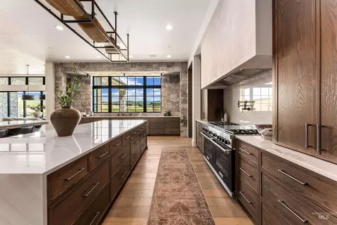 Kitchen - 216 Equine Ln, Eagle, ID 83616 photo 5 of 7