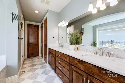 Bath - 4212 W Pine Meadows Dr, Eagle, ID 83616 photo 1 of 7