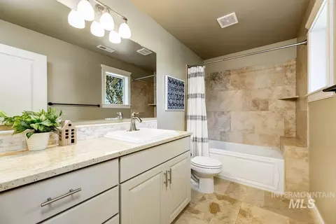 Bath - 4212 W Pine Meadows Dr, Eagle, ID 83616 photo 4 of 7
