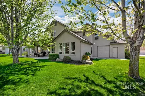 Exterior - 4212 W Pine Meadows Dr, Eagle, ID 83616 photo 7 of 9