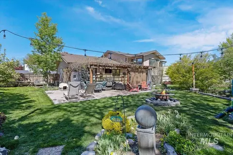Exterior - 956 Bitterroot Pl, Twin Falls, ID 83301 photo 5 of 10