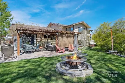 Exterior - 956 Bitterroot Pl, Twin Falls, ID 83301 photo 6 of 10