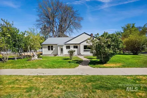 712 E Ave D, Jerome, ID 83338