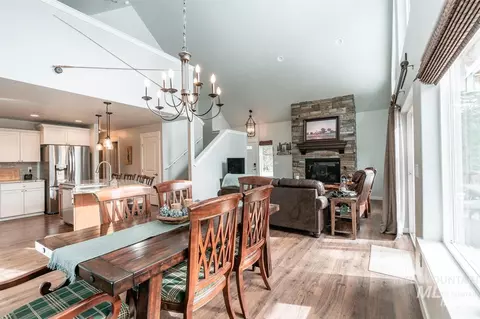 Dining - 21 Melonie Loop, Cascade, ID 83611 photo 1 of 2