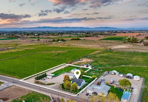 9216 S Happy Valley Rd, Nampa, ID 83686