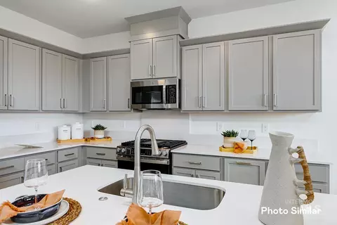 Kitchen - 4231 W Flint Dr, Eagle, ID 83616 photo 2 of 5