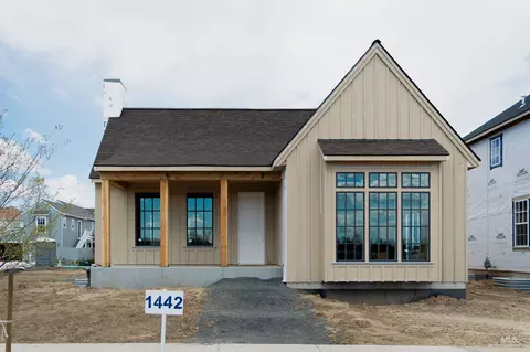 1442 Woodbury Dr #'SURREY', Moscow, ID 83843