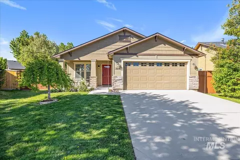 225 E Indian Rocks Ct, Meridian, ID 83646