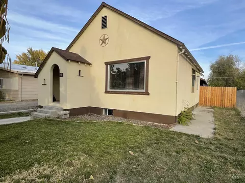 718 S Colorado Ave, Fruitland, ID 83619