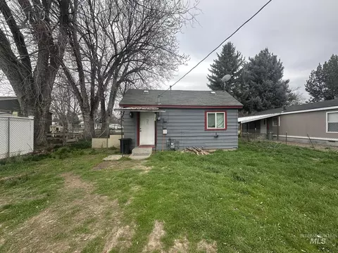 Exterior - 811 E Liberty, Weiser, ID 83672 photo 1 of 1
