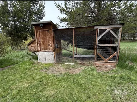 Exterior - 35 Atkin Ln, Cascade, ID 83611 photo 8 of 8