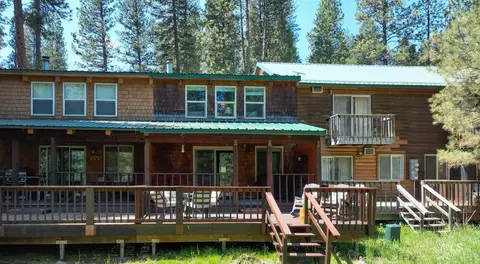 33 Sunrise Dr, Garden Valley, ID 83622