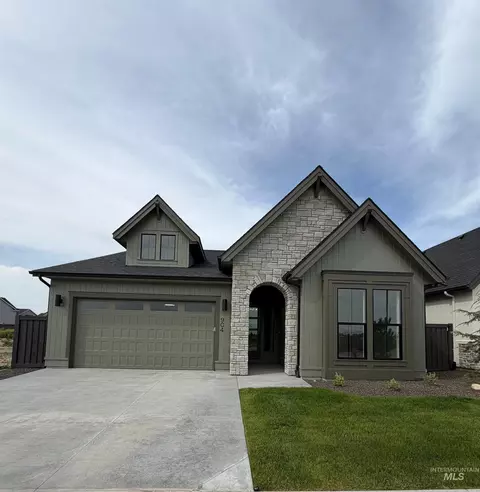 904 Escalation St, Meridian, ID 83642