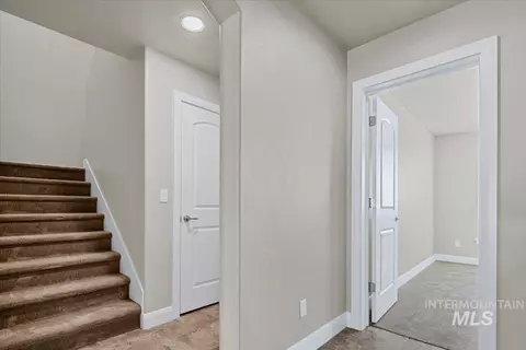 Entry Way - 5850 W Rotherham Dr, Eagle, ID 83616 photo 4 of 4