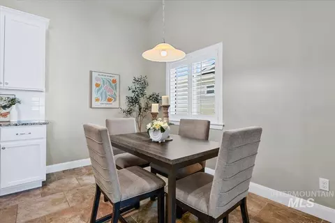 Dining - 5850 W Rotherham Dr, Eagle, ID 83616 photo 2 of 3