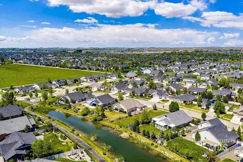 View/Area - 5850 W Rotherham Dr, Eagle, ID 83616 photo 7 of 10